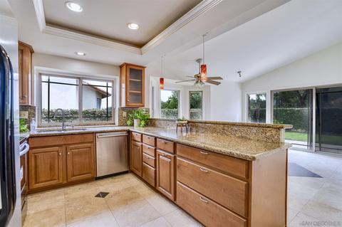 1975 Avenida La Posta, Encinitas, CA 92024 photo 14