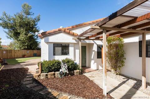 2728 Cameron Pl, Escondido, CA 92027 photo 5