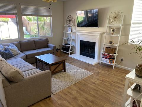 1072 Greenway Rd, Oceanside, CA 92057 photo 5