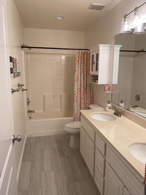 1072 Greenway Rd, Oceanside, CA 92057 photo 12