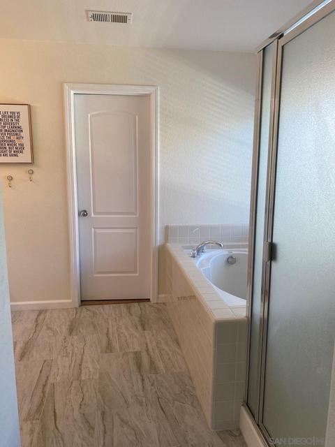 1072 Greenway Rd, Oceanside, CA 92057 photo 18