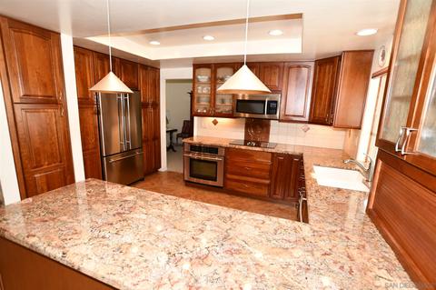 2076 Renshaw Ct, El Cajon, CA 92020 photo 4