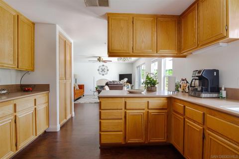 8624 Clifford Heights Rd, Santee, CA 92071 photo 10