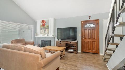 1354 Caliente Loop, Chula Vista, CA 91910 photo 5