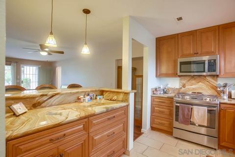 4573 Beverly Glen Dr, Oceanside, CA 92056 photo 3