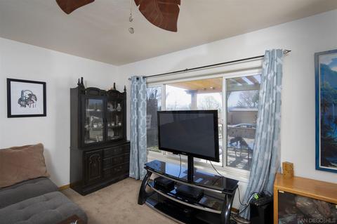 1383 Somermont Dr, El Cajon, CA 92021 photo 7