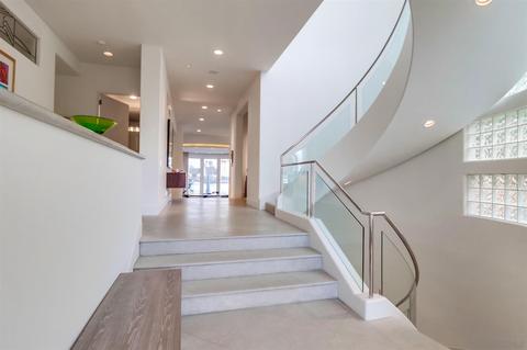 2 Green Turtle Rd, Coronado, CA 92118 photo 3