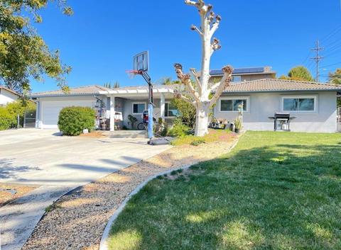 2090 Alexander Dr, Escondido, CA 92025 photo 1