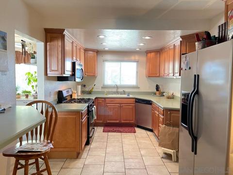 2090 Alexander Dr, Escondido, CA 92025 photo 14
