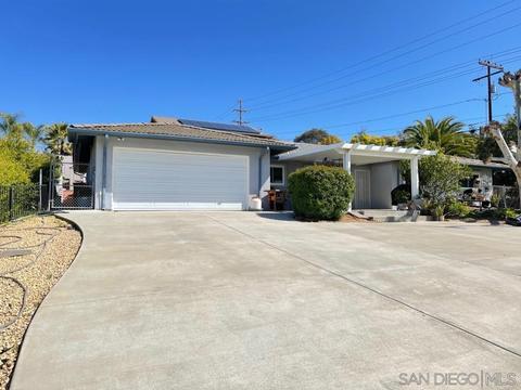 2090 Alexander Dr, Escondido, CA 92025 photo 4