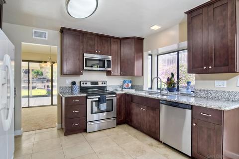 1433 Darwin Dr, Oceanside, CA 92056 photo 7