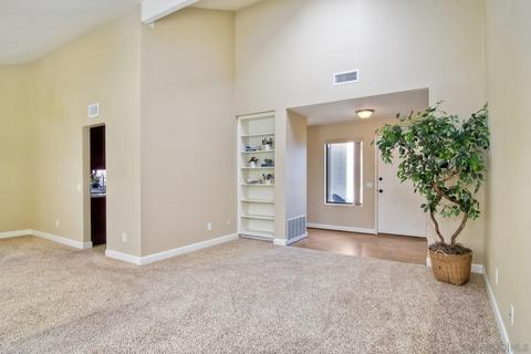 1433 Darwin Dr, Oceanside, CA 92056 photo 4