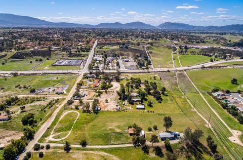 39525 Liefer Rd, Temecula, CA 92591 photo 14