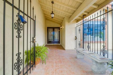 2244 Casa Alta, Spring Valley, CA 91977 photo 2