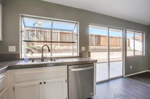 765 Rivertree Dr, Oceanside, CA 92058 photo 22