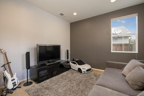 5048 Sevilla St, Santee, CA 92071 photo 9