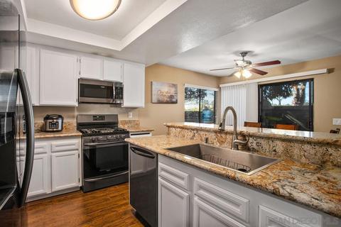 371 N Melrose Dr #E, Vista, CA 92083 photo 12