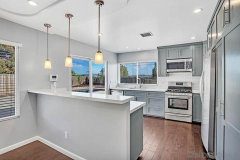 10937 Magna Ln, Lakeside, CA 92040 photo 2