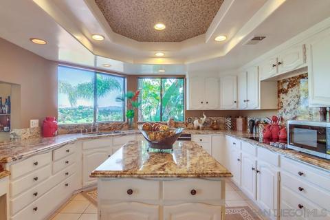 4296 Camino Alegre, La Mesa, CA 91941 photo 18