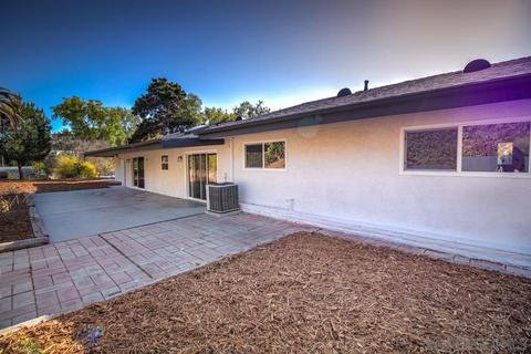 3307 Silver Oak Ln, Vista, CA 92084 photo 24