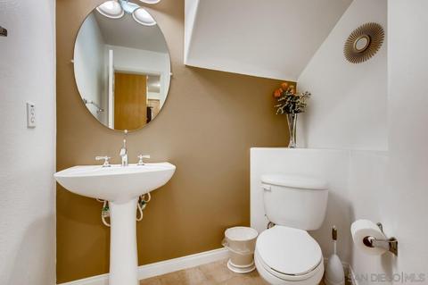 4000 Backshore Ct, Carlsbad, CA 92010 photo 9
