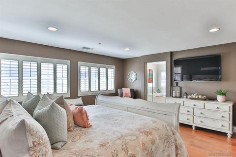 2049 Pointe Pkwy, Spring Valley, CA 91978 photo 13