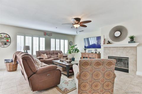 2049 Pointe Pkwy, Spring Valley, CA 91978 photo 6