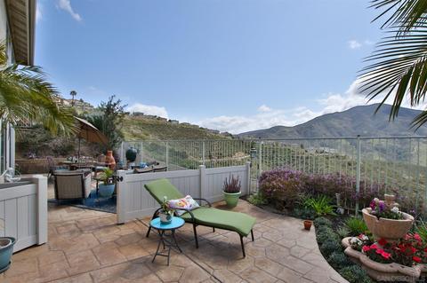2049 Pointe Pkwy, Spring Valley, CA 91978 photo 33