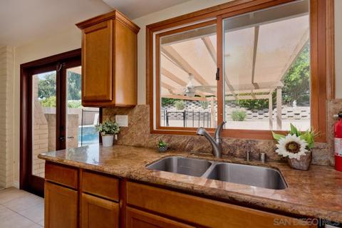 2094 Valley Lake Dr, El Cajon, CA 92020 photo 12