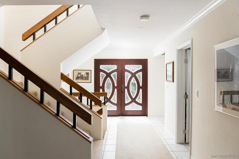 20 Lake Helix Dr, La Mesa, CA 91941 photo 4