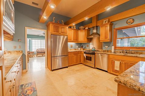 28233 Meadow Oak Ln, Escondido, CA 92026 photo 13