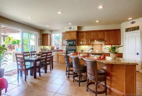6625 Sitio Sago, Carlsbad, CA 92011 photo 8
