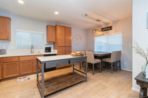 337 Dun Blazer, Fallbrook, CA 92028 photo 9