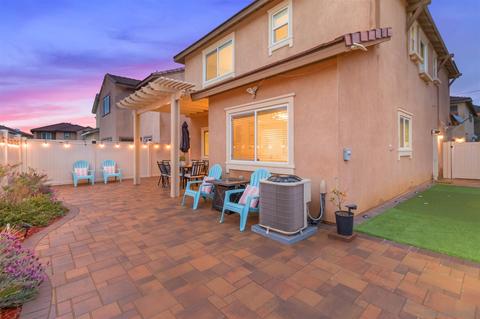 337 Dun Blazer, Fallbrook, CA 92028 photo 2