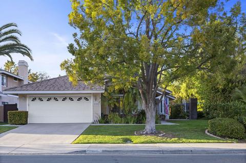 41846 Humber Dr, Temecula, CA 92591 photo 2
