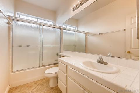 934 Gallery Dr, Oceanside, CA 92057 photo 16