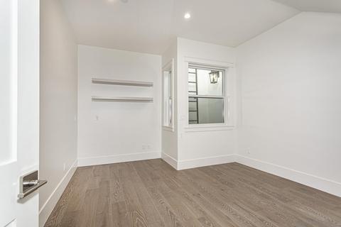 554 G Ave, Coronado, CA 92118 photo 31