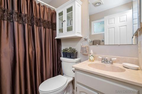 10809 Hobble Ln, Spring Valley, CA 91978 photo 17