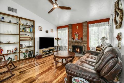 10527 Pine Grove St, Spring Valley, CA 91978 photo 2