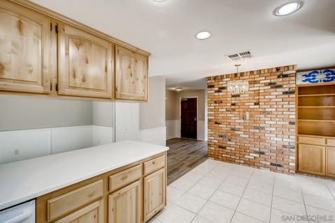 13773 Lakeview Ct, Lakeside, CA 92040 photo 6