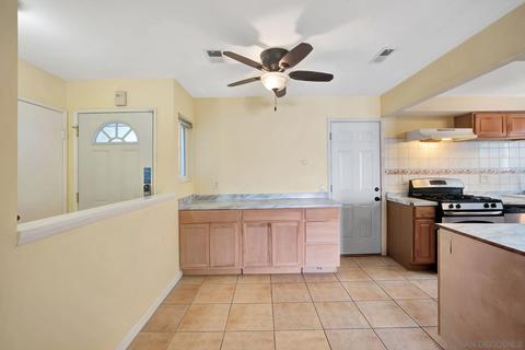 723 Flora Dr, Oceanside, CA 92057 photo 14