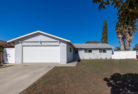 723 Flora Dr, Oceanside, CA 92057 photo 2