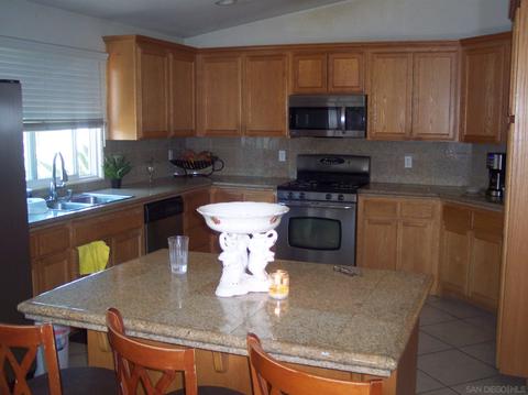 685 E Lexington Ave, El Cajon, CA 92020 photo 14