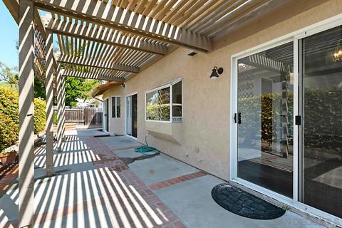 2177 Luz Way, Oceanside, CA 92056 photo 11
