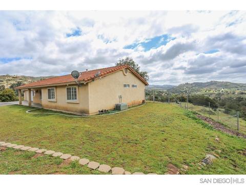12852 Anthony Ln, Valley Center, CA 92082 photo 4