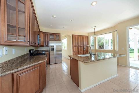 5797 Dartmoor Cir, Oceanside, CA 92057 photo 10