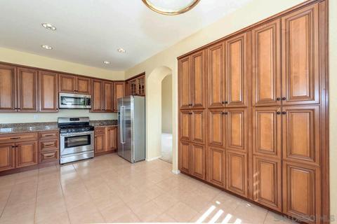 5797 Dartmoor Cir, Oceanside, CA 92057 photo 11
