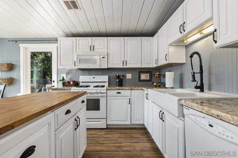 8605 Ellsworth Ln, Santee, CA 92071 photo 10