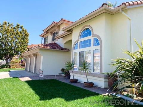 1375 Via Cibola, Oceanside, CA 92057 photo 3