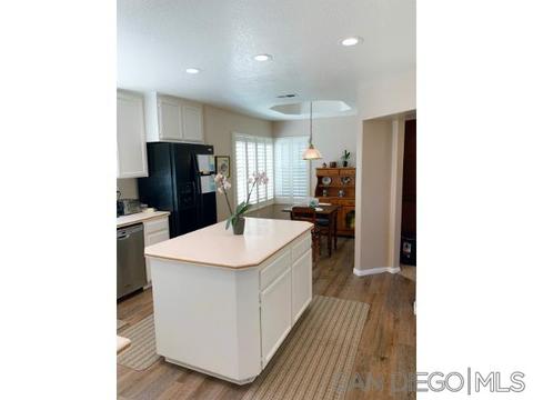1375 Via Cibola, Oceanside, CA 92057 photo 6